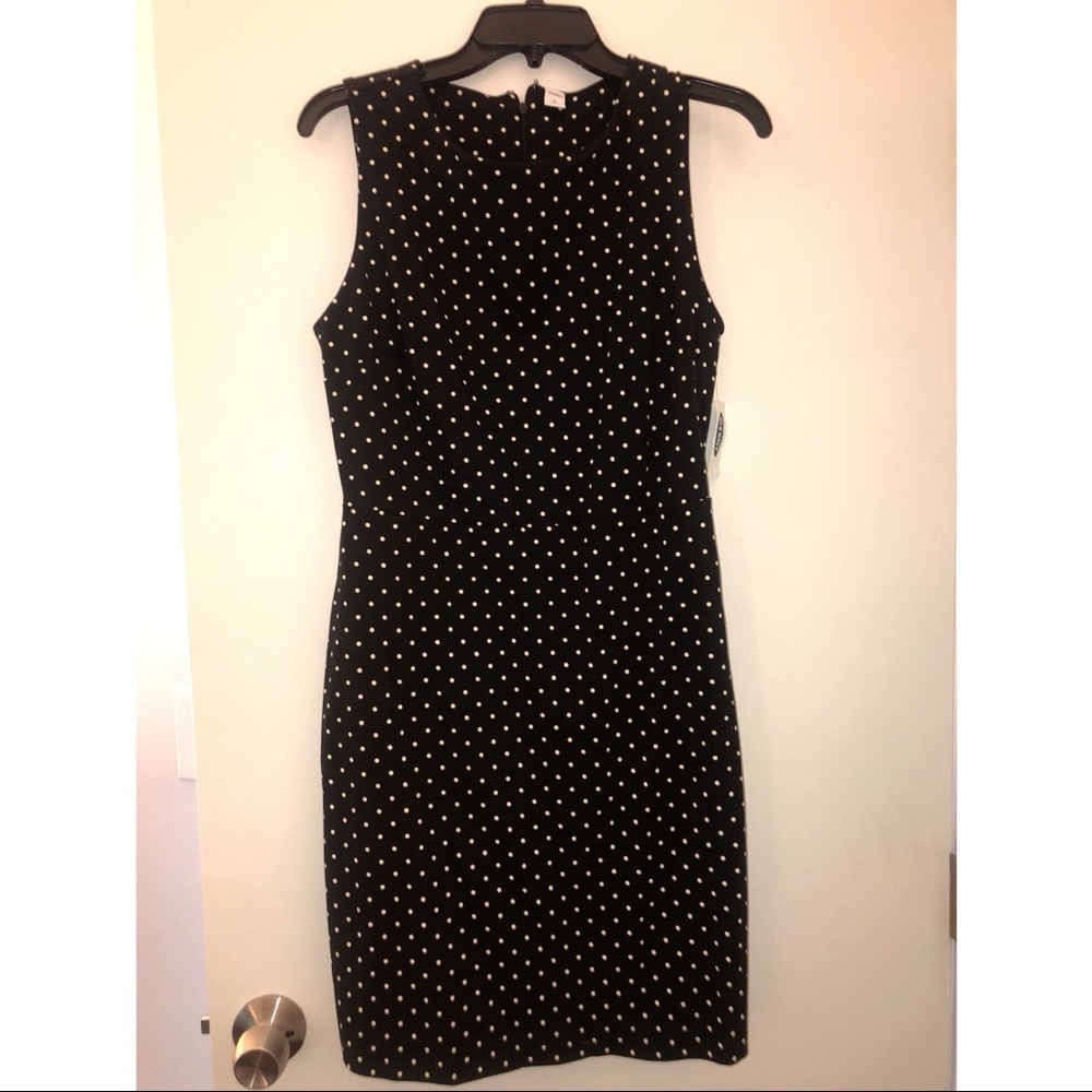NEW WITH TAGS- NEVER WORN